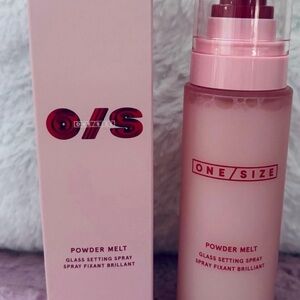 ONE/SIZE Powder Melt Glass Setting Spray - Pink